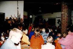 1997-Weihnachtsmann-und-Tannenbaum-im-Clubhaus