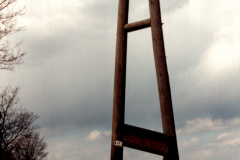 1994-Abbau-Schilder-Einfahrt