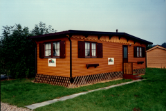 1995-Musterhaeuser-und-erste-Mobilheime