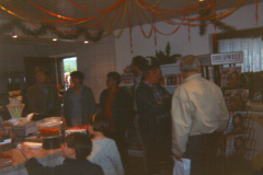 1999-Bistro-kleiner-Verkaufsshopbereich