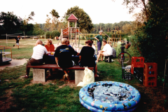 1999-Feier-am-Spielplatz