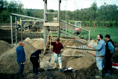 2000-Bau-Spielplatz-Spielturm-und-Sandkasten