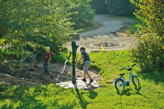 2014-Naturspielplatz-Bruecke