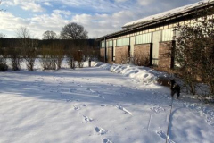 2021-Sanitaerhaus-Fliederweg-schnee