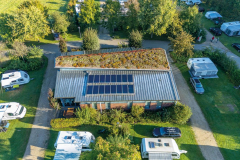 2024-Gruendach-Sanitaerhaus-Fliederweg