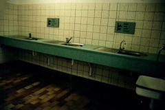 1999-Sani-Meise-Grundrenovierung-Abwaesche-10_004730
