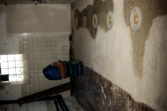 1999-Umbau-Sanitaerhaus-Meisenweg-Boden-udn-Waende